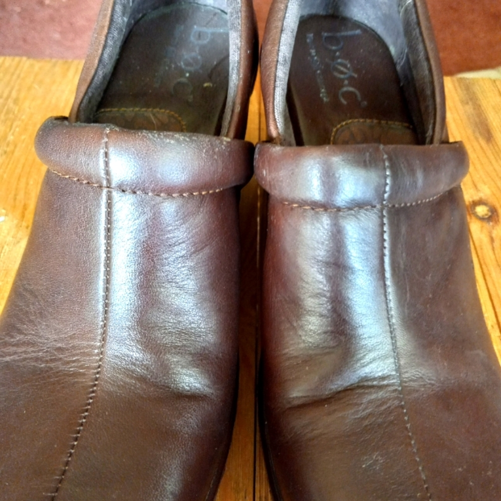 B.O.C brown leather women's  clogs size 7.5